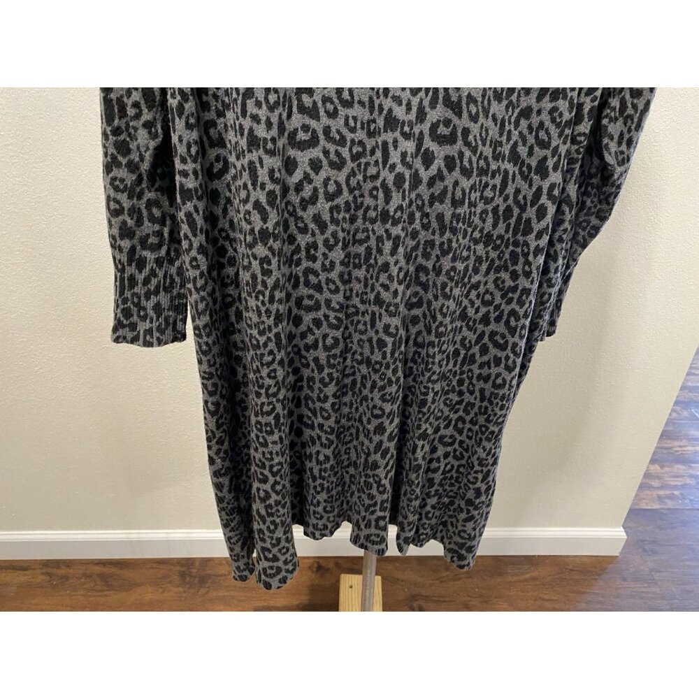 Terra & Sky Womens 2 XL Sweater Long 3/4 Sleeve Leopard Print Open - Picture 10 of 11